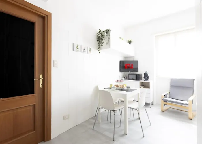 Aeterna - Metro A , 20 Min To The Center - Free Wi-fi Appartement