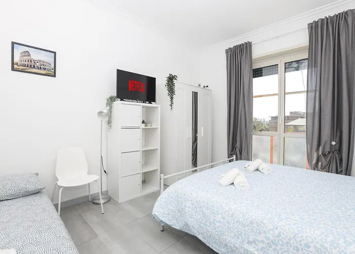 Appartement Aeterna - Metro A , 20 Min To The Center - Free Wi-fi Rome